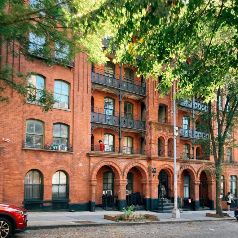 Brick rowhouses on a Brooklyn Heights street